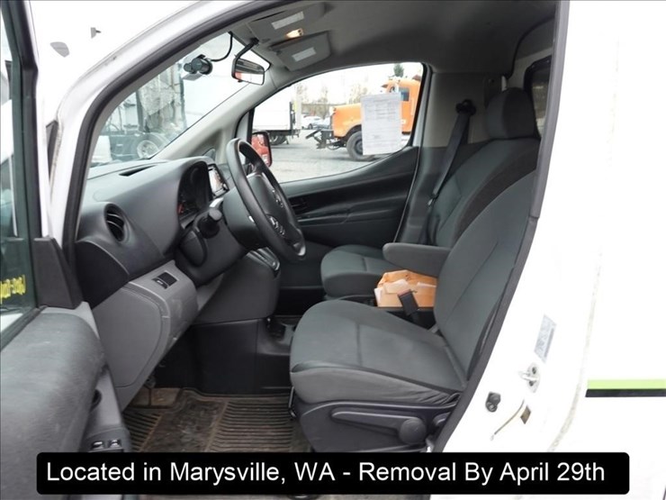 2019-nissan-nv200-image-18