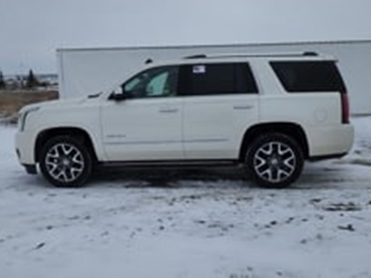 2015-gmc-yukon-denali-image-7