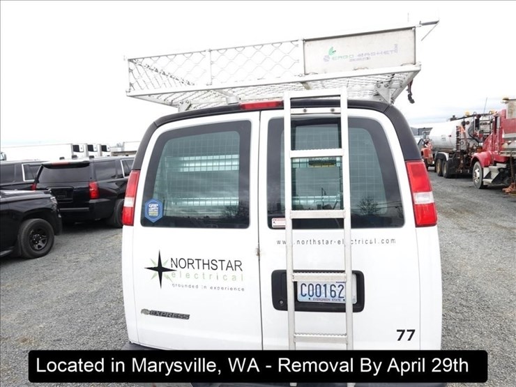 2018-chevrolet-2500-image-16