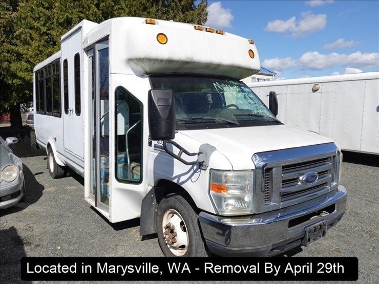 2009-ford-e450-image-10