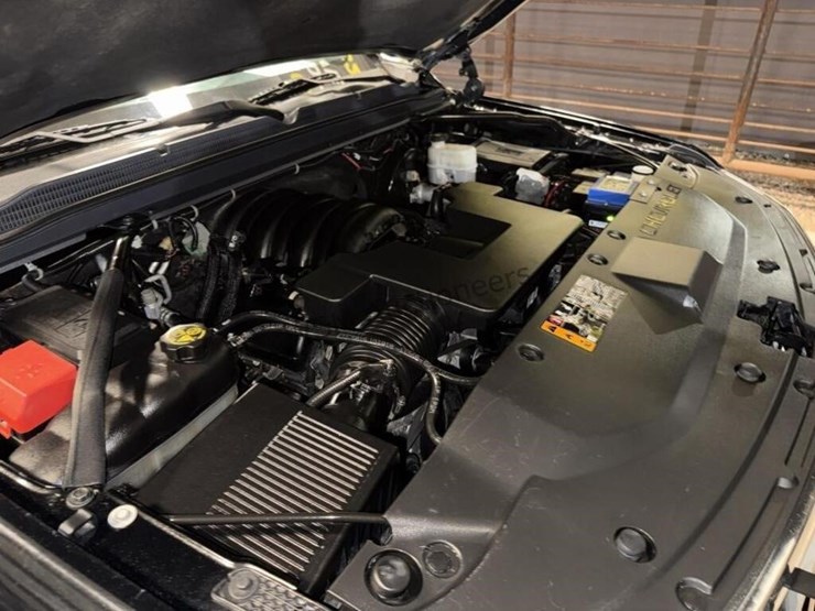 2019-chevrolet-tahoe-image-13