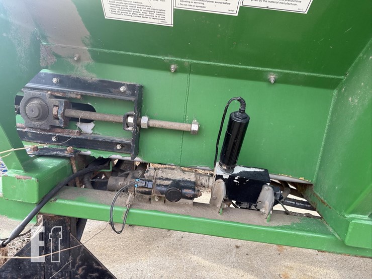 2005-john-deere-4920-image-105