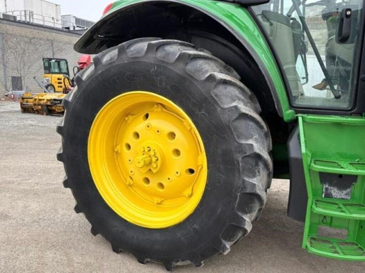 2020-john-deere-6130m-image-41