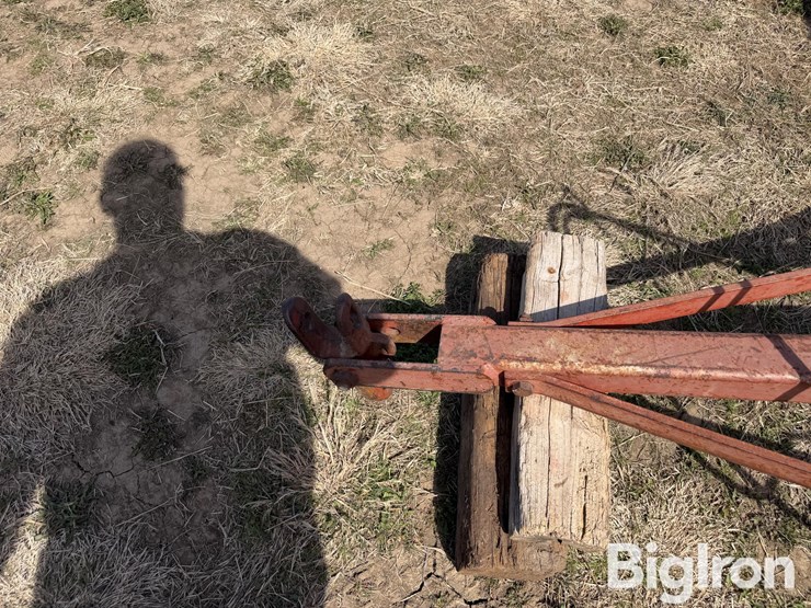 massey-ferguson-520-image-16