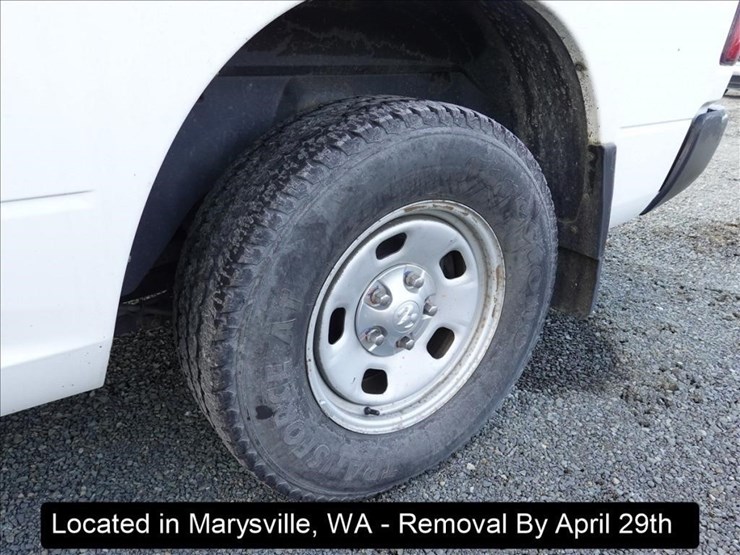 2014-dodge-1500-image-17