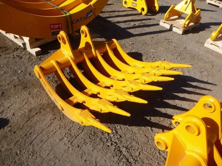 caterpillar-305-image-2