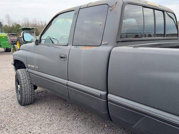 1997-dodge-ram-2500-image-12