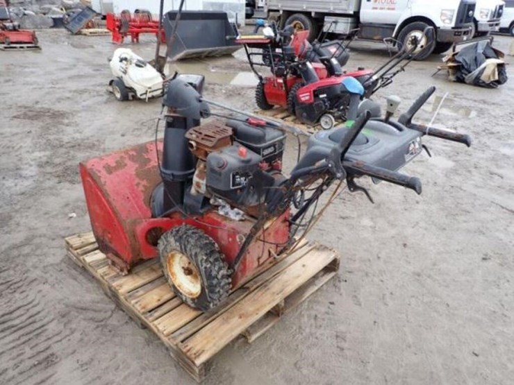 toro-power-max-828-lxe-snowblower-image-4