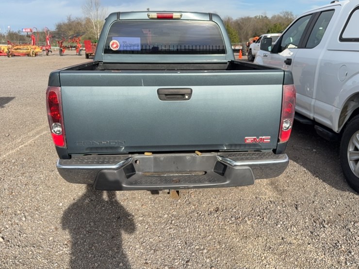 #4018-•-2006-gmc-z71-pickup-truck-image-9