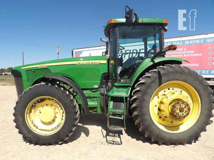 john-deere-8320-image-2