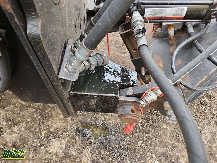 2008-new-holland-t6030-image-24