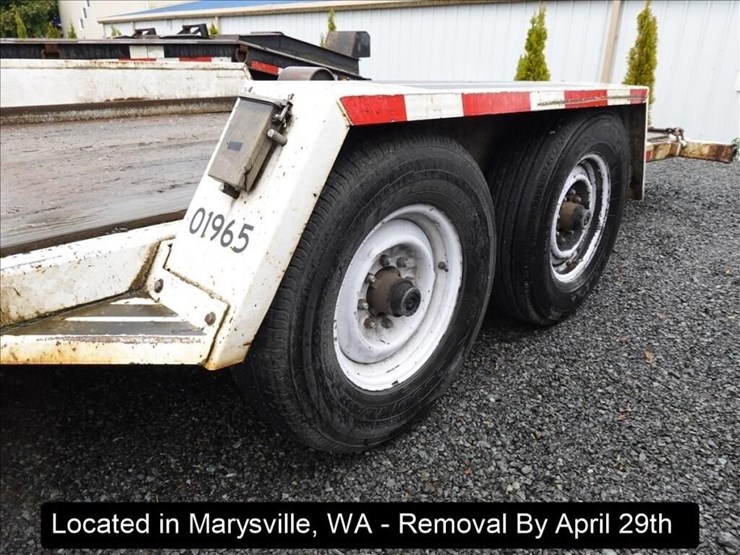 2012-utility-flatbed-image-8