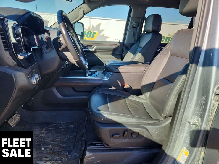 2024-gmc-sierra-2500hd-image-14