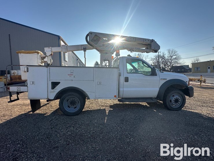 2007-ford-f550-image-4