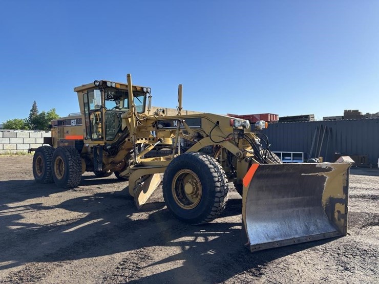 caterpillar-143h-image-2