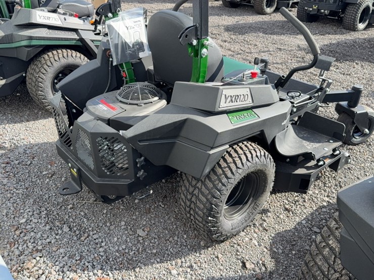 #4077-•-yakta-yxr-120-zero-turn-mower-image-8