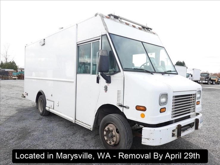 2008-freightliner-mt45-image-19