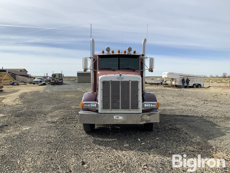 1989-peterbilt-377-image-2