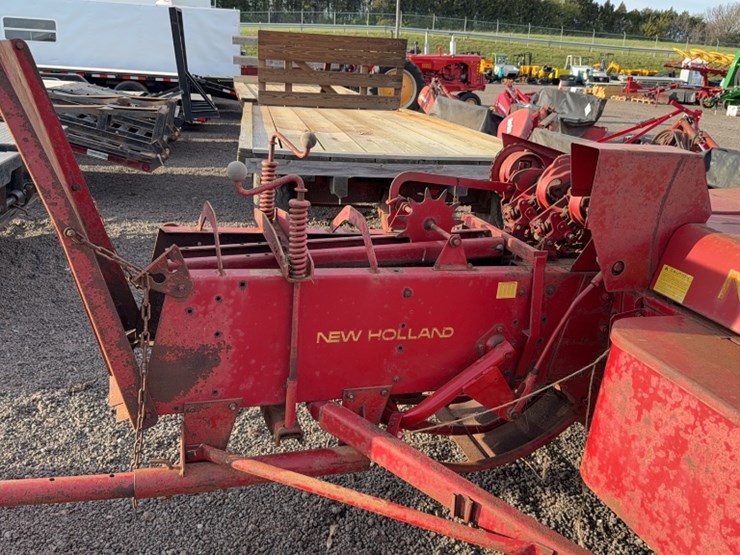 new-holland-273-image-7