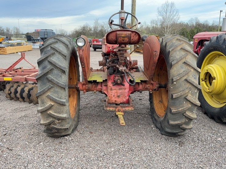 massey-ferguson-44-image-10