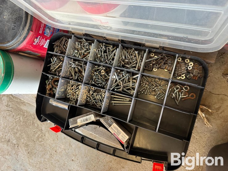 nails/screws/fasteners-image-12