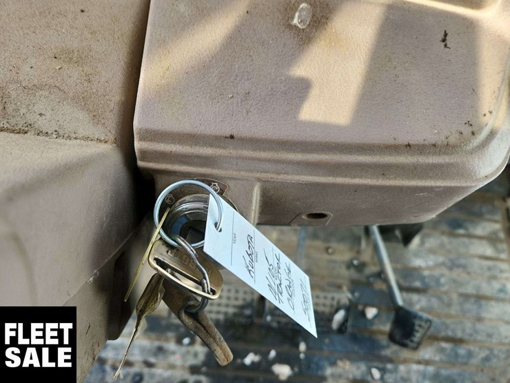 2005-kubota-m105x-image-13