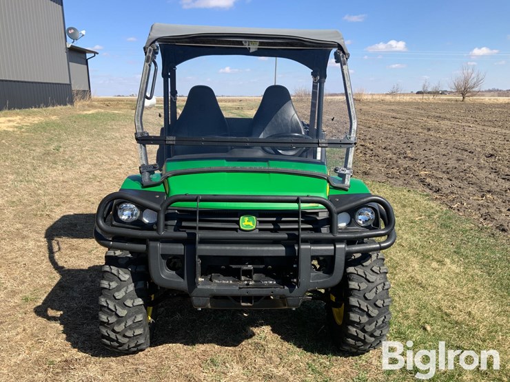 2011-john-deere-gator-image-2