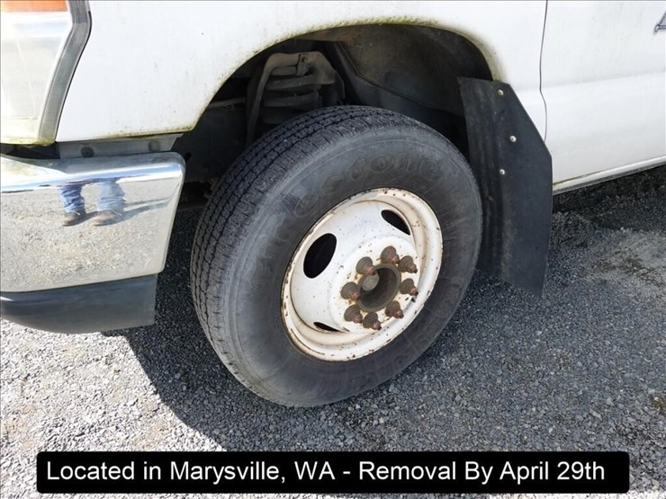 2009-ford-e450-image-12