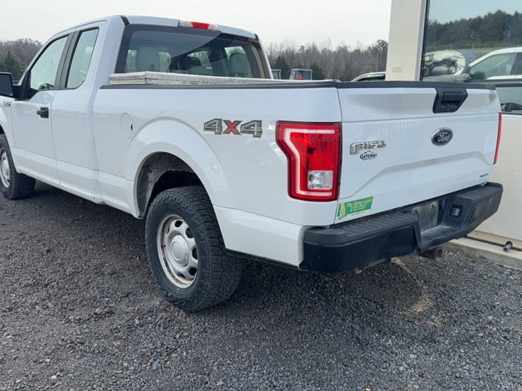 2015-ford-f150-image-10