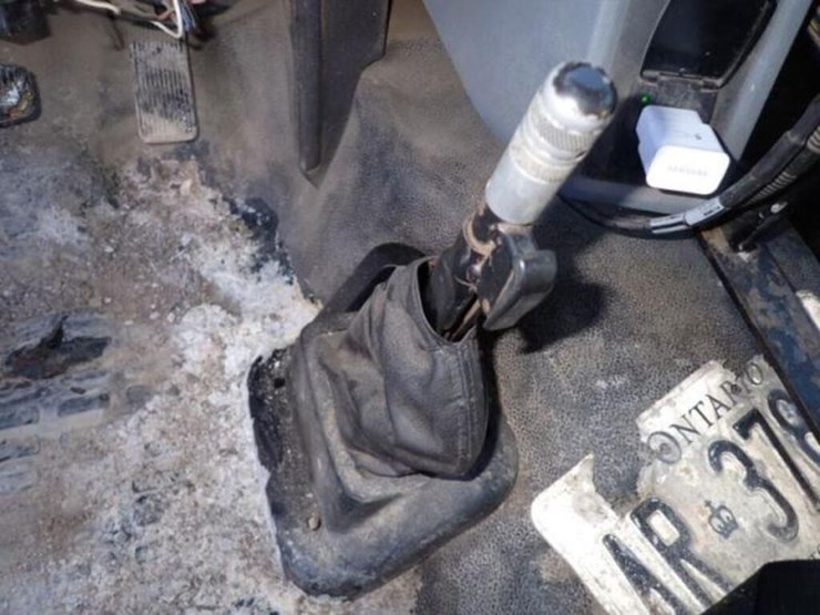 2017-ford-f750-image-16