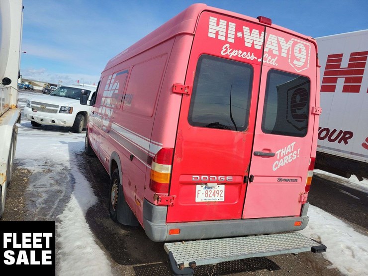 2005-dodge-sprinter-2500-image-5