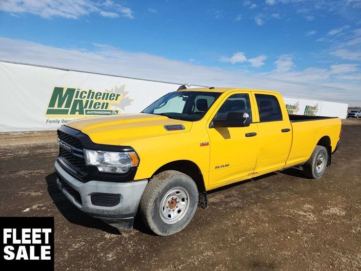 2019-dodge-2500-image-1