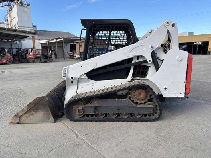 2019-bobcat-t590-image-5