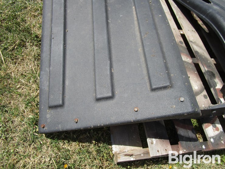 peterbilt-359-image-15