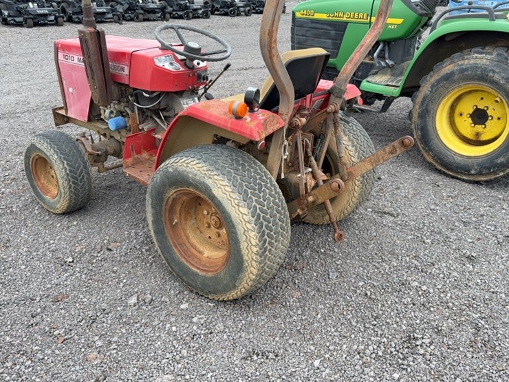 massey-ferguson-1010-image-9