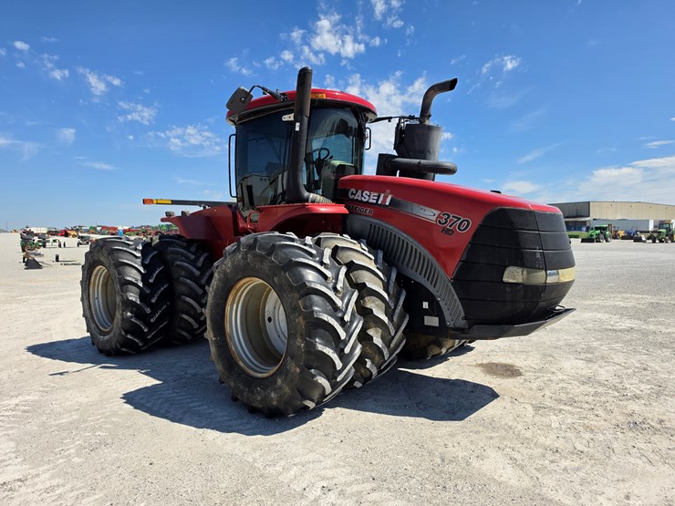 2014-case-ih-steiger-370-image-23