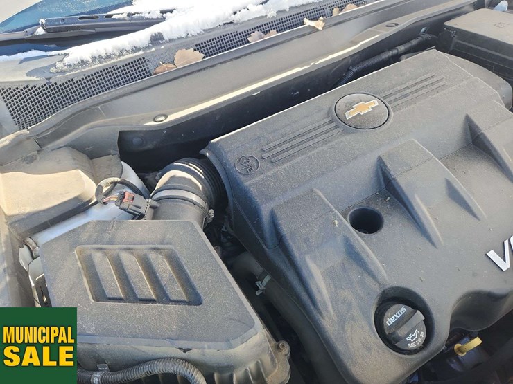 2015-chevrolet-equinox-lt-image-28