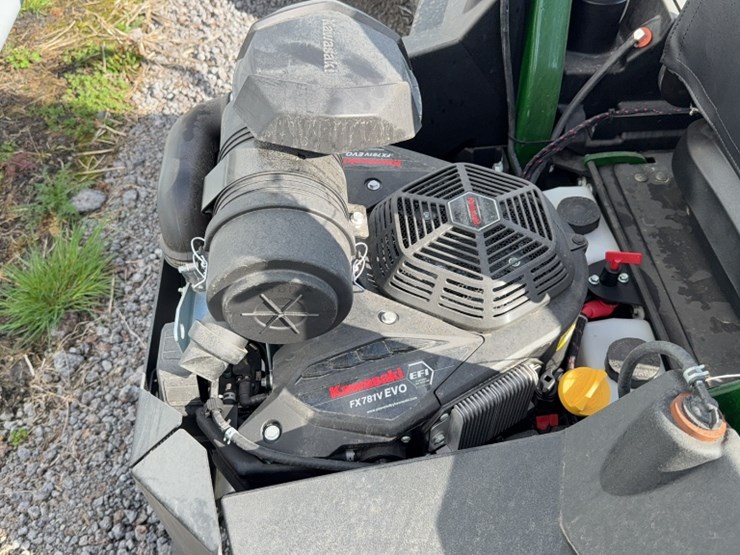 #4076-•-yakta-yxr-710-zero-turn-mower-image-9