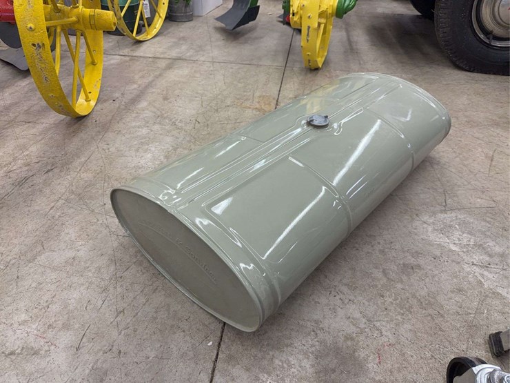 ford-tractor-image-3