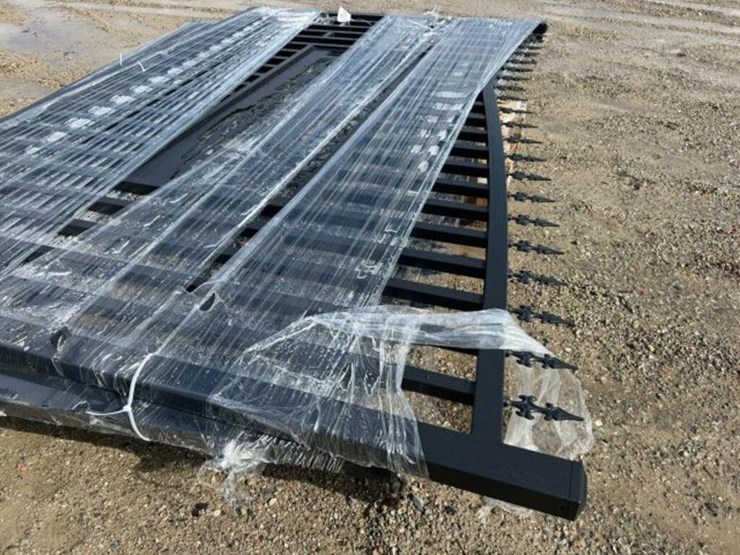 unused-(1)-set-of-greatbear-20-ft-dual-swing-image-9