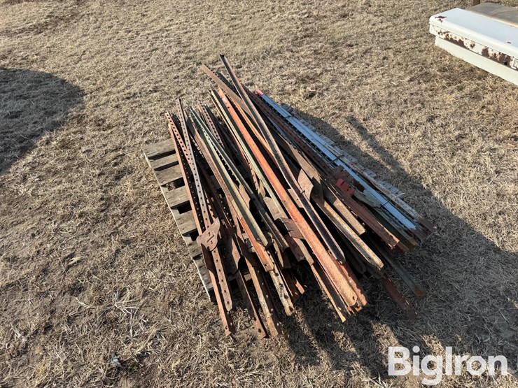 steel-t-posts-image-5