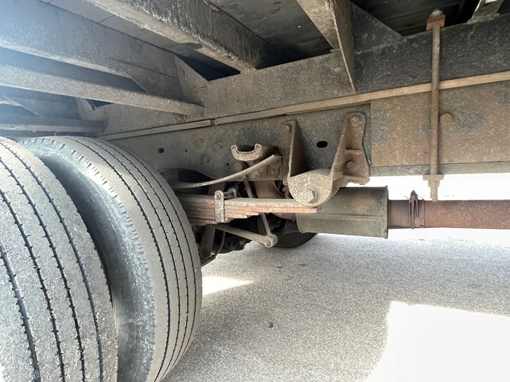 2009-ford-f550-image-23