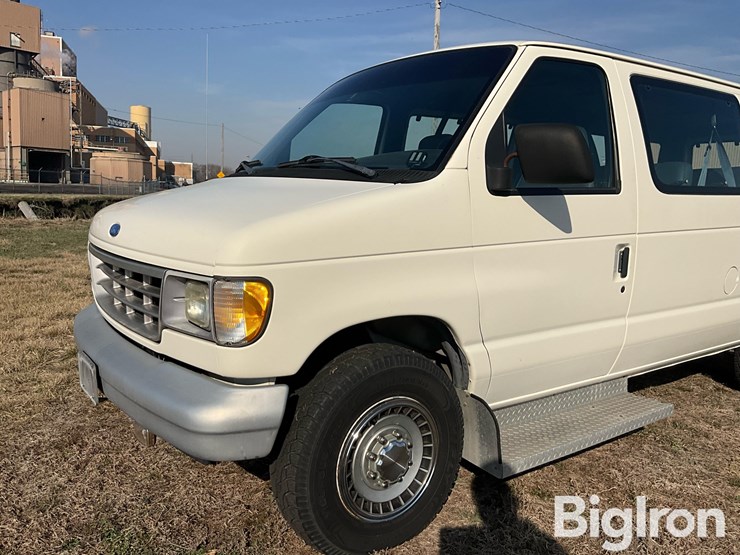 1992-ford-e350-image-9