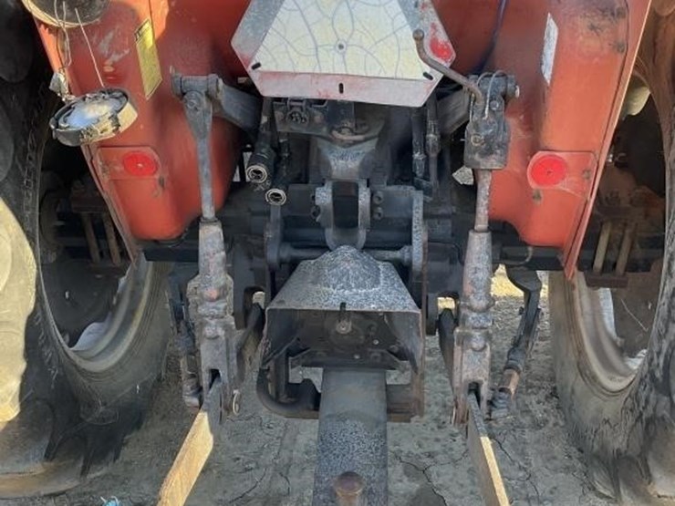 case-ih-385-image-7