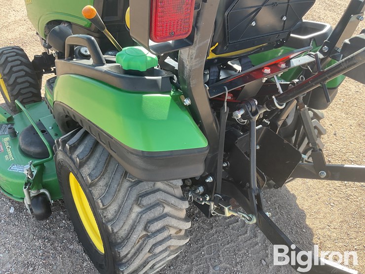 2013-john-deere-1025r-image-15