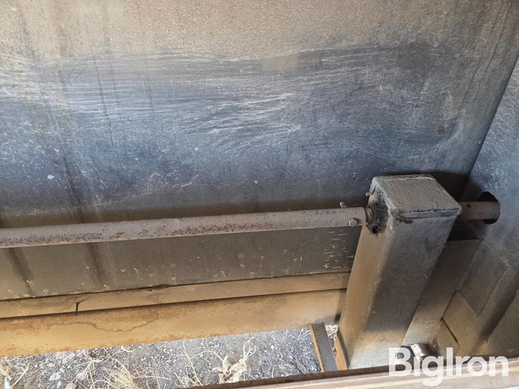 2008-middlebury-t/a-gooseneck-enclosed-trailer-image-18