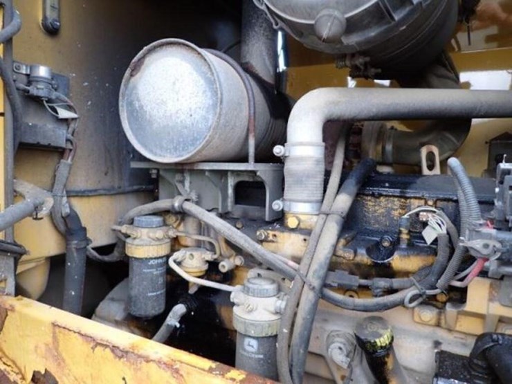 2006-deere-624j-image-59