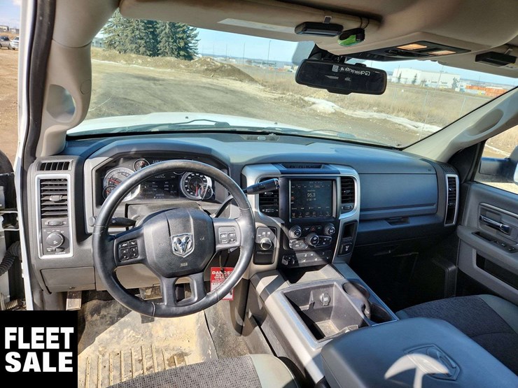 2015-dodge-2500-image-14