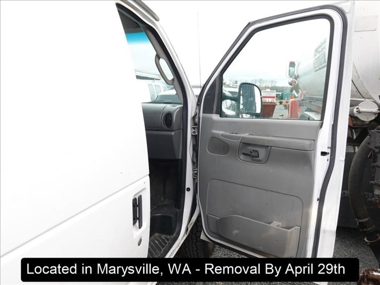 2007-ford-e250-image-21