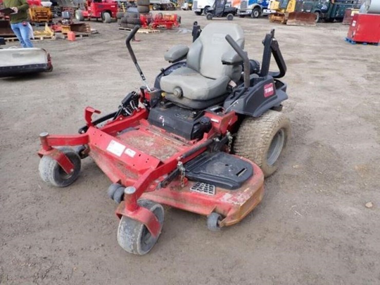 2017-toro-z-master-3000-series-zero-turn-mower-749-image-1